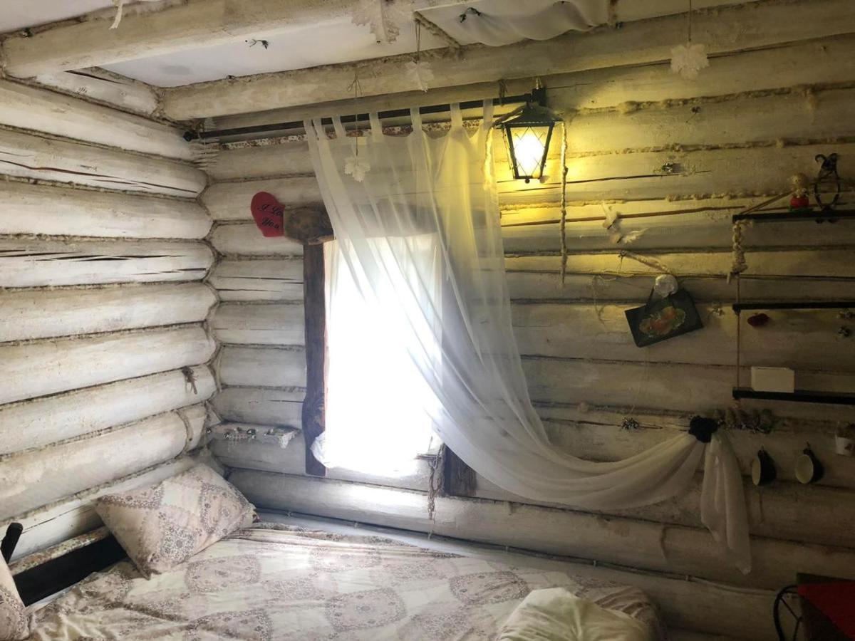 Hotel Piatkovskiy Pilipets Extérieur photo