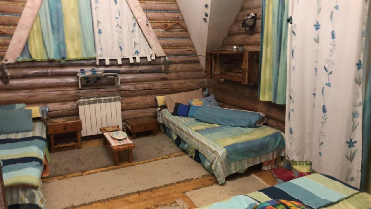 Hotel Piatkovskiy Pilipets Extérieur photo
