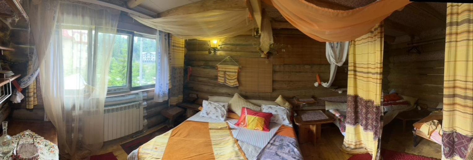 Hotel Piatkovskiy Pilipets Extérieur photo