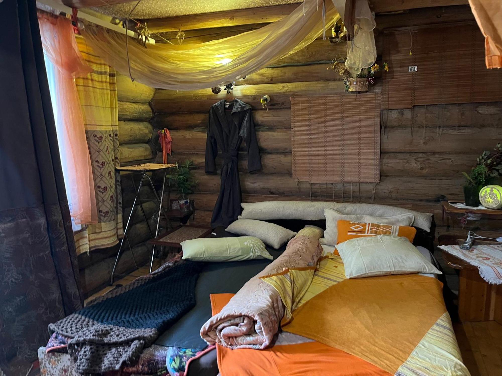 Hotel Piatkovskiy Pilipets Extérieur photo